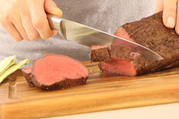 Roastbeef_Anschneiden_Detail_284px.jpg